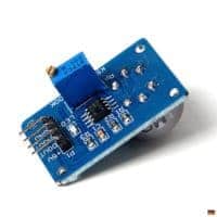 MQ-7 Kohlenmonoxid-Sensormodul aus schräger Perspektive